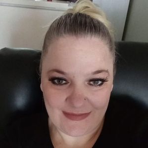 Meet your Posher, Jandra